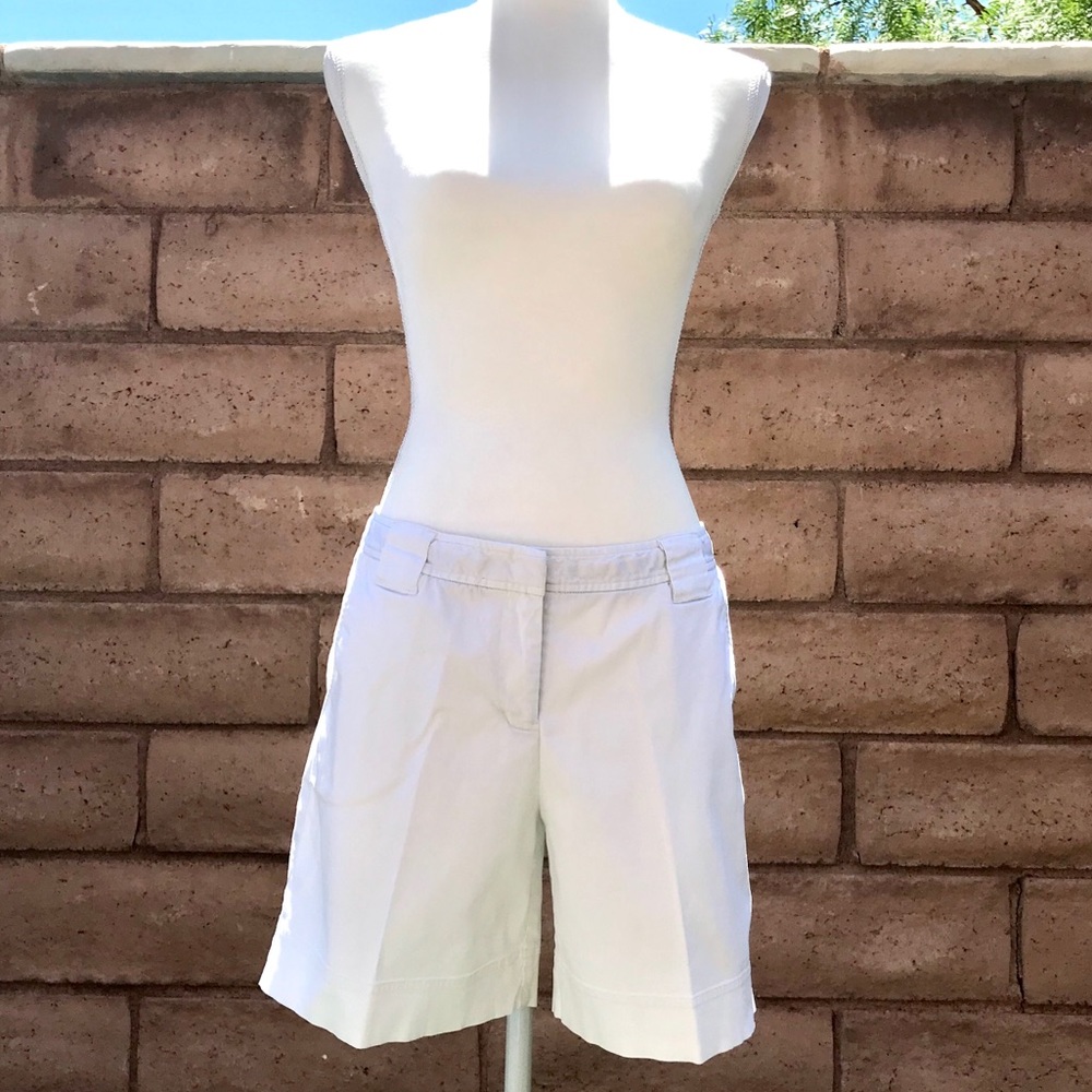 Tommy Bahama Stretchy 7-inch Shorts